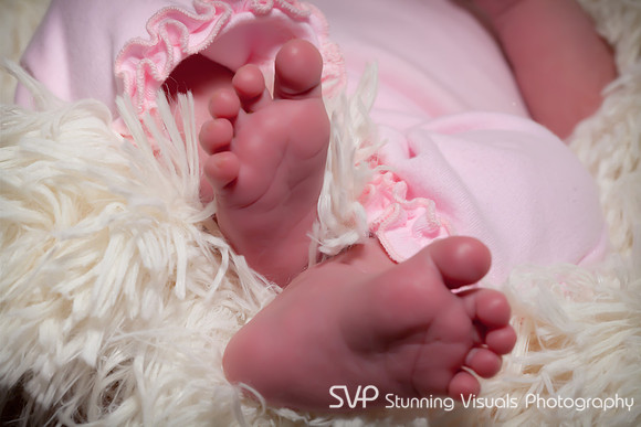 20111126-Emma Newborn-211-Edit-2