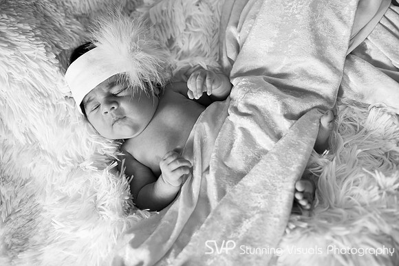 20111126-Emma Newborn-51