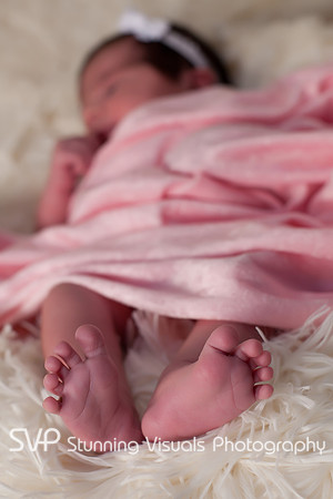 20111126-Emma Newborn-38-Edit