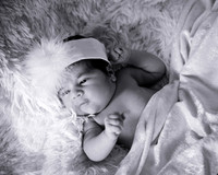 20111126-Emma Newborn-50-2